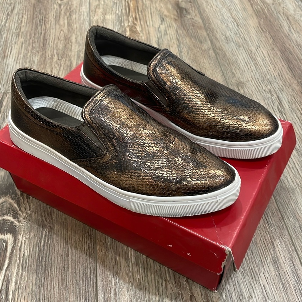 GUESS? Farilyn sneaker